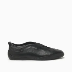 Balerina a pie Negro Tabat