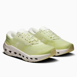 Zapatillas ON Verde Cloudrunner 3